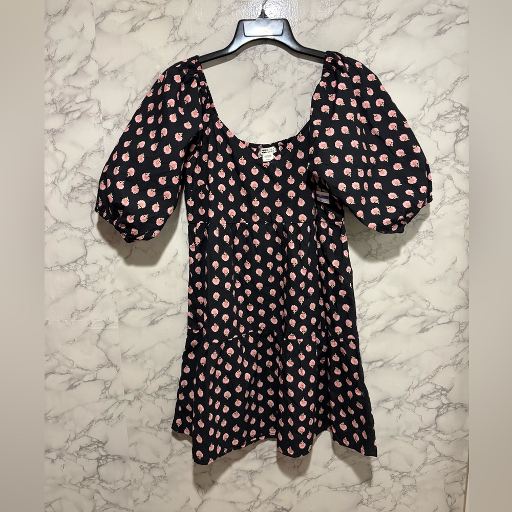 NEW Billabong Black Dress with Pink Floral Pattern M